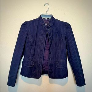 Chic & Versatile GAP Navy Blazer